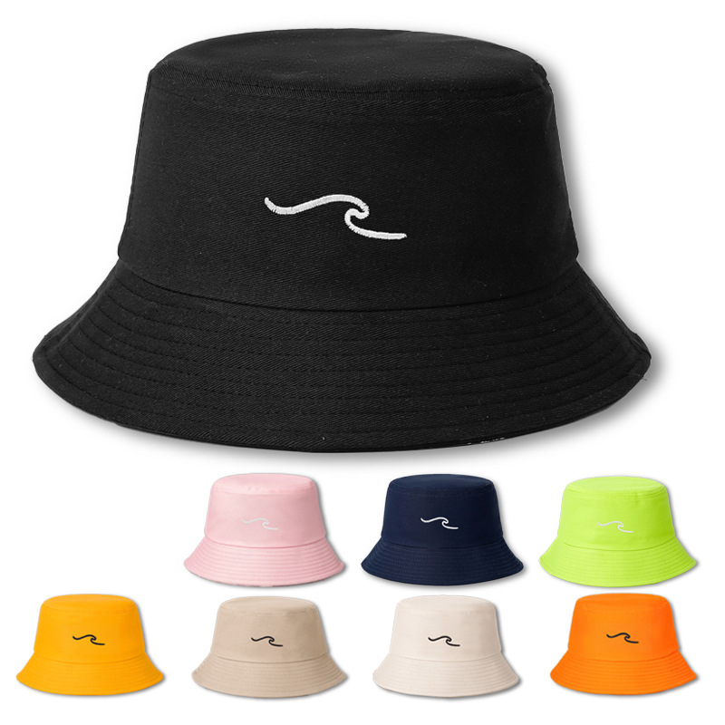 Bucket Hat Embroidered - Sombrero de pescador con bordado ondulado