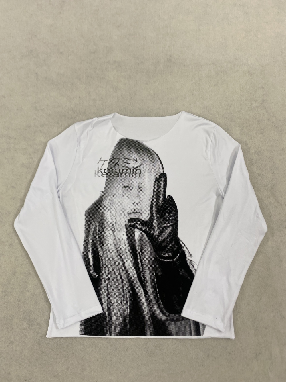 Camiseta de Manga Larga con Es - Street Fashion Trends 2026 reseña y precio